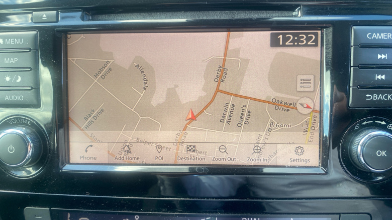 Nissan Qashqai 1.3 DiG-T Acenta Premium 5dr Petrol Hatchback